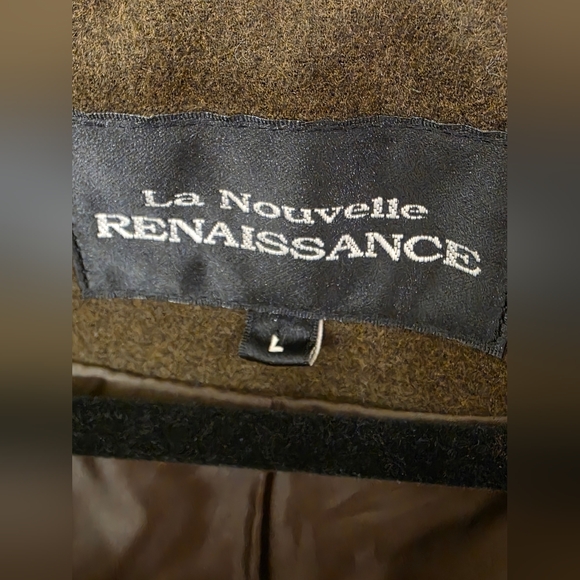 La Nouvelle Renaissance Olive Green Coat - Picture 4 of 8